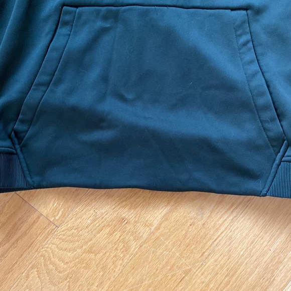 Dark Green Under Armour Hooded Sweatshirt Size L Kangaroo Pocket New Condition - Picture 4 of 5